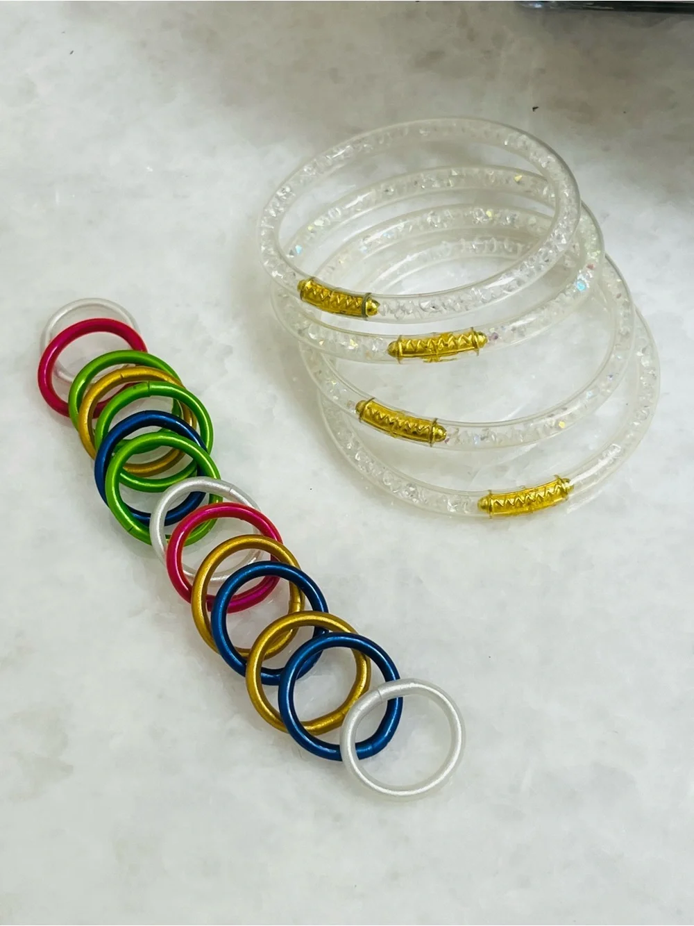 Woman Plastic Clear Glitter Bangle and Multicolor Stackable Rings Set